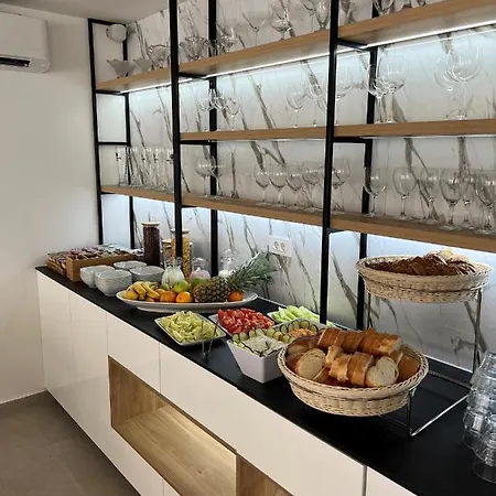 Aparthotel Malo