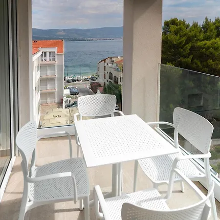 Malo Aparthotel 3*