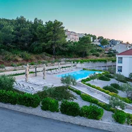 Apartahotel Malo